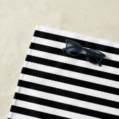 可愛い白黒ストライプ模様の名前 ビーチタオル (インサイチュ)