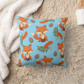 可愛い秋の色狐子供へ枕 クッション (ブランケット)