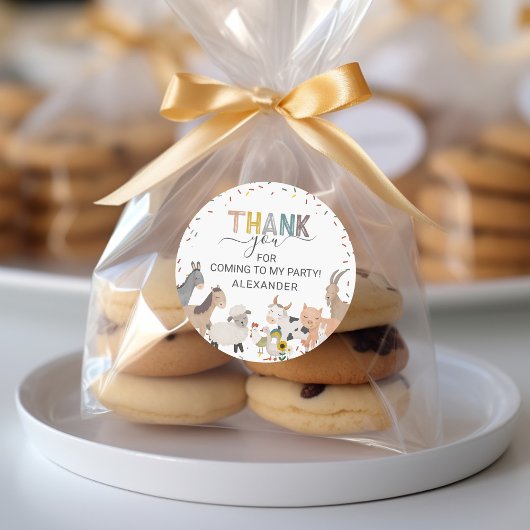 可愛い納屋周囲の庭誕生日パーティクラシックーラウンドステッカー ラウンドシール