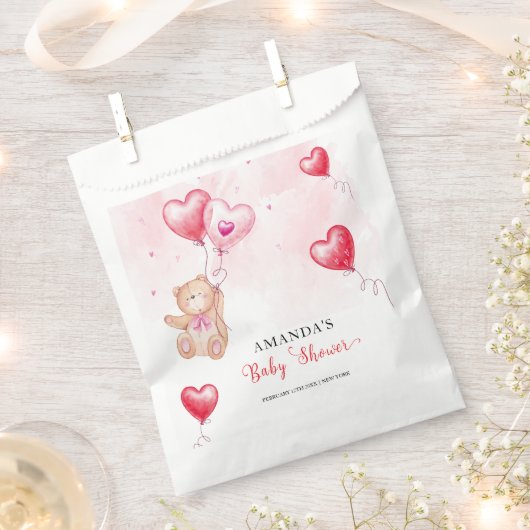 可愛い素朴テディベアハートバルーンベビーシャワー フェイバーバッグ (クリップ留めされた状態)