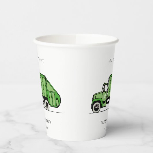 可愛い緑のゴミートラック子供たち任意の年齢誕生日 紙コップ (左)