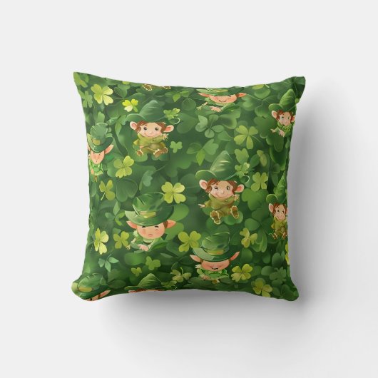 可愛い緑のレプレシャン模様 クッション (正面)