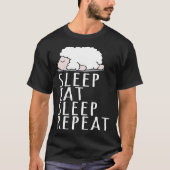 可愛い羊の睡眠リピ食べーことわざのナイトドレス Tシャツ (正面)