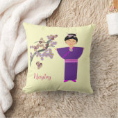 可愛い芸者の女の子の花パーソナライズされた枕 クッション (ブランケット)