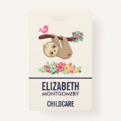 可愛い茶色のナマケモノぶら下がったの上下逆さ バッジ (裏面)