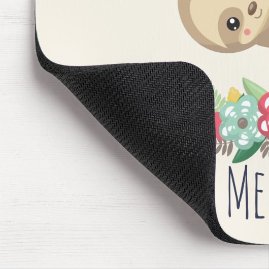 可愛い茶色のナマケモノぶら下がったの上下逆さ マウスパッド (コーナー)