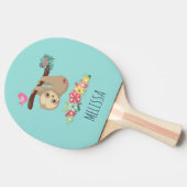 可愛い茶色のナマケモノぶら下がったの上下逆さ 卓球ラケット (横)