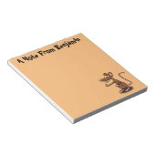 可愛い茶色のネズミが漫画をサミング ノートパッド (アングル)