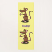 可愛い茶色のネズミが漫画をサミング ヨガマット (裏面)