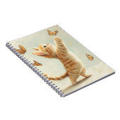 可愛い茶色の虎猫蝶の子猫 ノートブック (右側)