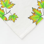 可愛い葉柄の緑の黄色のカエデ離れメ フリースブランケット (角)