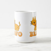 可愛い虎の子猫の動物ペット勇敢なブラボー漫画 コーヒーマグカップ (中央)