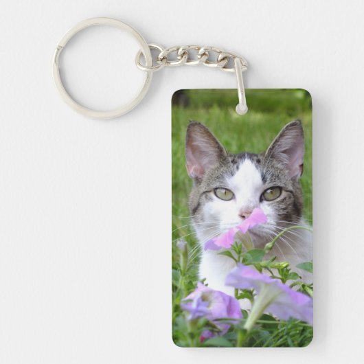 可愛い虎猫と白い子猫の花KeyChain キーホルダー (正面)