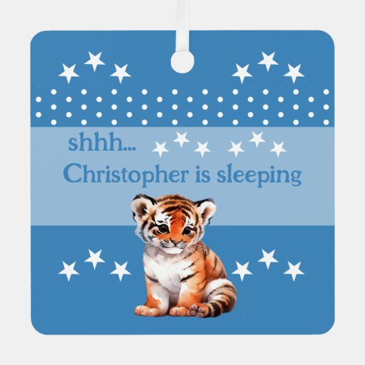 可愛い虎shhh追加の名前が青く眠っている メタルオーナメント (正面)