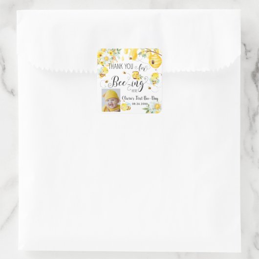 可愛い蜂ビーフローラ1歳の誕生日のお気に入り写真 スクエアシール (バッグ)