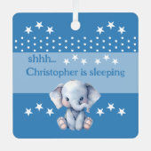 可愛い象shhh追加の名前が青く眠っている メタルオーナメント (正面)