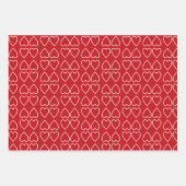 可愛い赤い白いハートの組み合わせパターン ラッピングペーパーシート (正面3)