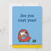 可愛い赤い車を運転するメイジー サンキューカード (裏面)