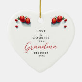 可愛い赤と緑のクリスマスのクッキーのパタ焼いたーン セラミックオーナメント (裏面)