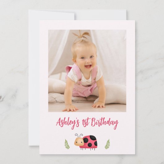 可愛い赤の黒私たちの小さなラディバグの最初の誕生日 招待状 (裏面)