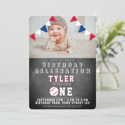 可愛い野球の黒板キッズ写真1歳の誕生日 招待状 (スタンド正面)