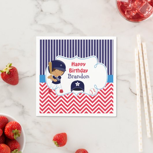 可愛い野球アフリカ系アメリカ人男の子の誕生日パーティー スタンダードカクテルナプキン (インサイチュ)