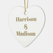 可愛い金ゴールドカスタム白いカップルの名前タイポグラフィ セラミックオーナメント (左)
