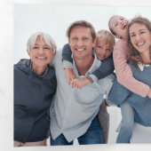 可愛い雪をかぶったクリスマスコテージ4枚 三つ折りカード (内部最初)