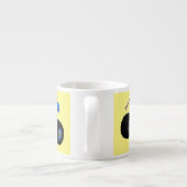 可愛い青いモンスタートラック漫画イラストレーション エスプレッソカップ (裏面)