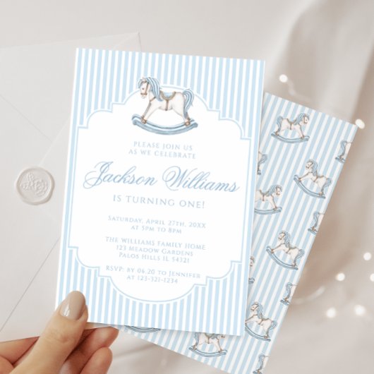可愛い青いロッキングホースを編んだボホの誕生日の男の子 招待状