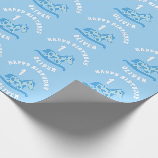 可愛い青いロッキングホースボーイ1歳誕生日 ラッピングペーパー (角)