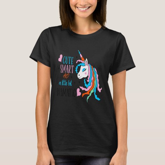 可愛い頭が切れる子供と少しドラマチック Tシャツ (正面)
