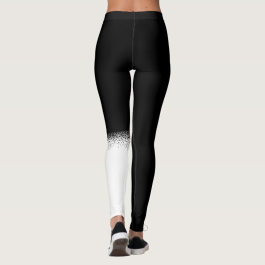 可愛い馬仙寺犬の白黒カスタム文字 レギンス (裏面)