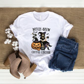 可愛い魔女の淹れコーヒー版ハロウィーンTシャツ Tシャツ