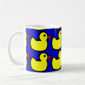 可愛い鮮やかな黄色のゴムダッキー(アヒルちゃん)模様(青) コーヒーマグカップ (左)