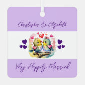 可愛い鳥の魂は幸せ紫結婚しただ メタルオーナメント (裏面)