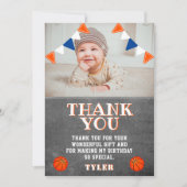 可愛い黒板バスケットボールフォト誕生日 サンキューカード (正面)