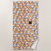 可愛い黒猫のオレンジ色の猫ペット継ぎ目なし柄 ビーチタオル (正面)