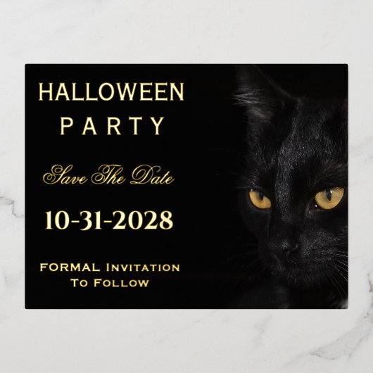 可愛い黒猫の目がデートを救うパーティーハロウィン 箔シーズンポストカード (正面)