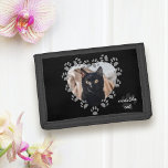 可愛い黒猫フォトペットポープリントハート枠 ナイロン三つ折りウォレット<br><div class="desc">黒い猫のクレジットカードの財布を探しなさい。（彼女は持っている – あなたはそれらがどこにいるか分からない）灰色の前部印刷ハートフレームに彼らの写真をアップロードし、彼らの名前（またはあなたの名前）を追加</div>
