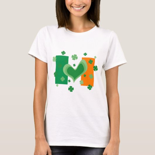 可愛いSt patricks dayシャツ(アイルランド国旗) Tシャツ (正面)