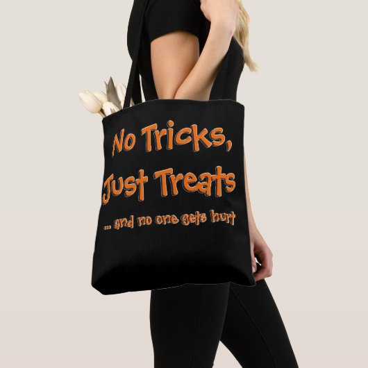 可愛おもしろいいハロウィーン引用文No tricks Just Treats トートバッグ (クローズアップ)