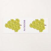 可愛おもしろいいブドウ漫画イラストレーション ヨガマット (正面(横))