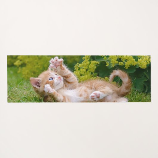 可愛おもしろいい猫が遊花園で子猫 ヨガマット (裏面(横))