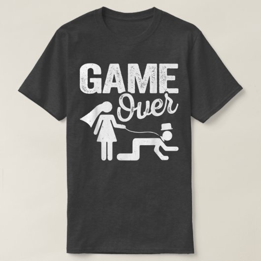 可愛おもしろいい結婚新郎新婦の結婚したM Tシャツ (デザイン正面)