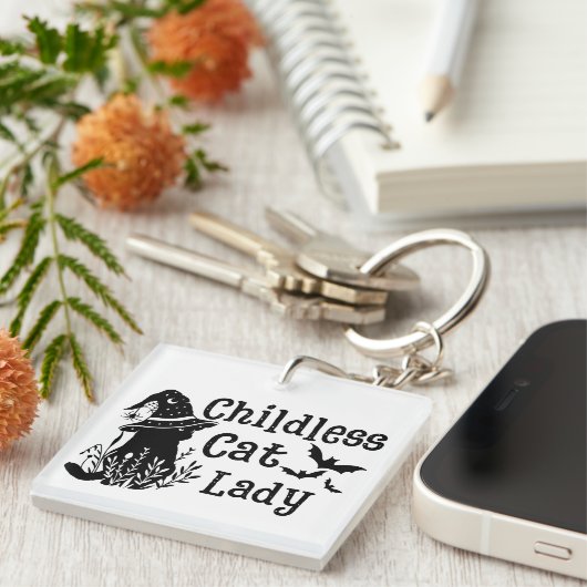 可愛おもしろい不気味いハロウィンの子なし猫レディ キーホルダー (正面右)