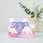 可愛お洒落い太陽に照らされた猫と冬の山 ポストカード (スタンド正面)