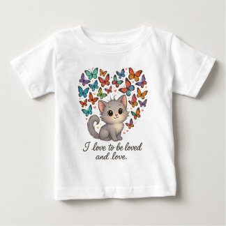 可愛お洒落い子猫と蝶&引用文 ベビーTシャツ