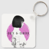 可愛くて上品な女の子ピンクとブラック キーホルダー (裏面)