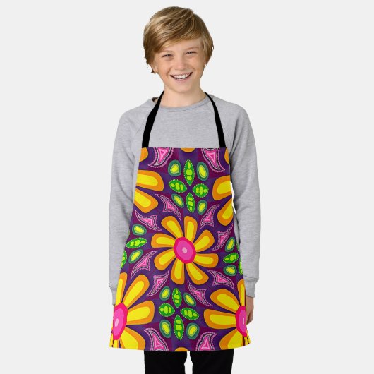 可愛くて可愛い花柄 エプロン (着用した状態)